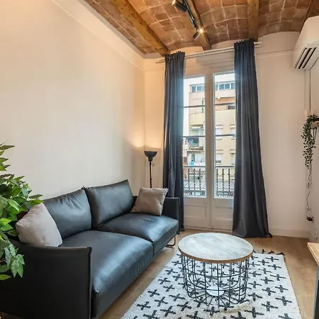 21per1020 - Cozy In De Gracia Apartment