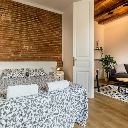 21per1020 - Cozy In De Gracia Apartment *